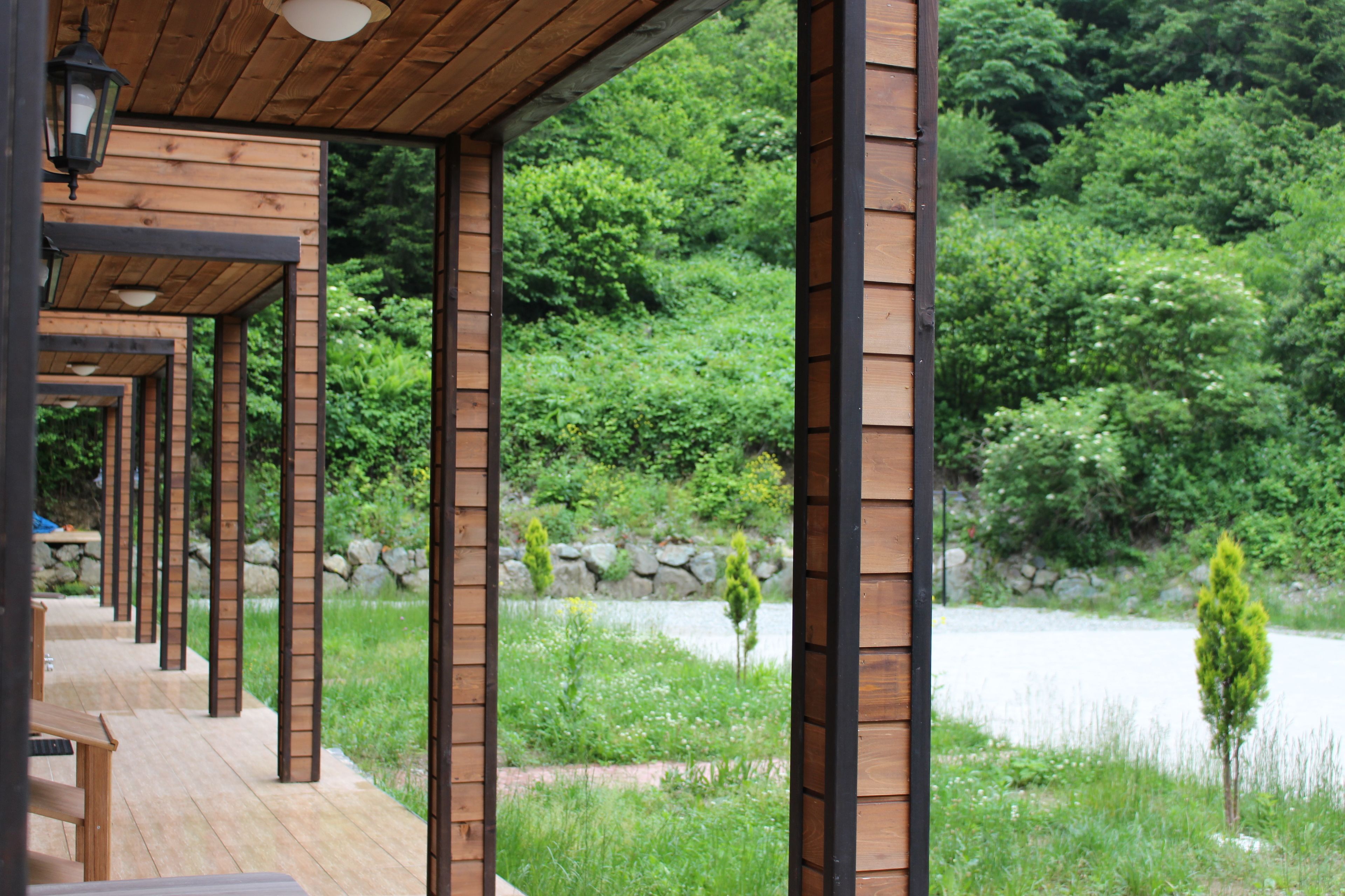 Cottage, ban công, cạnh núi | Quang cảnh vườn