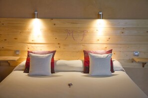 Superior Double or Twin Room | Minibar, individually decorated, individually furnished - Molinos de Fuenteheridos (Fuenteheridos)