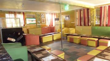 Bar (en la propiedad)