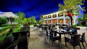 Bar (on property) - Jiuhuashan Wuxi Shanse Hotel (Chizhou)