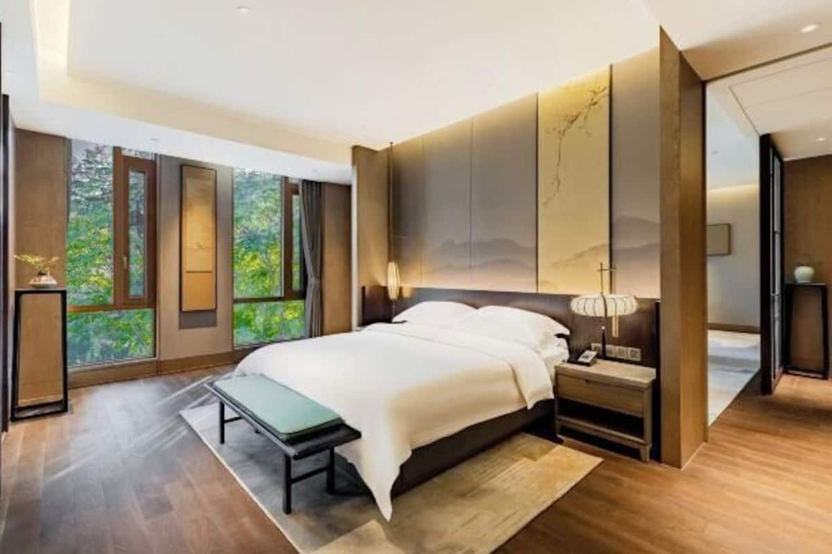 Ropa de cama de alta calidad y minibar