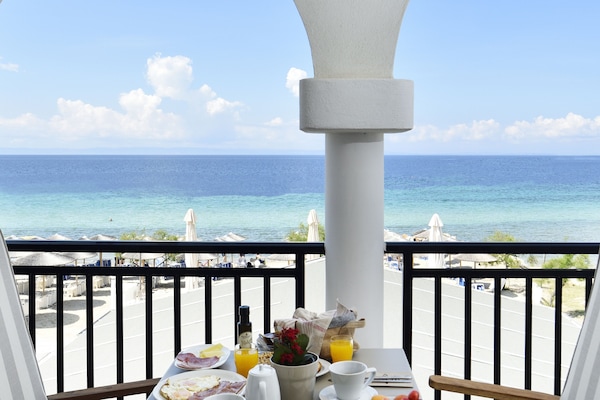 Superior Studio Suite | Terrace/patio