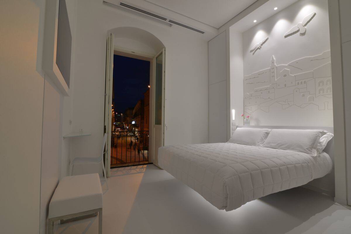 Ropa de cama de alta calidad y minibar