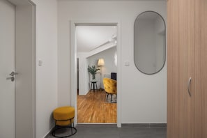 Appartement Exclusif, 1 chambre | Coin séjour | Télévision à écran plat