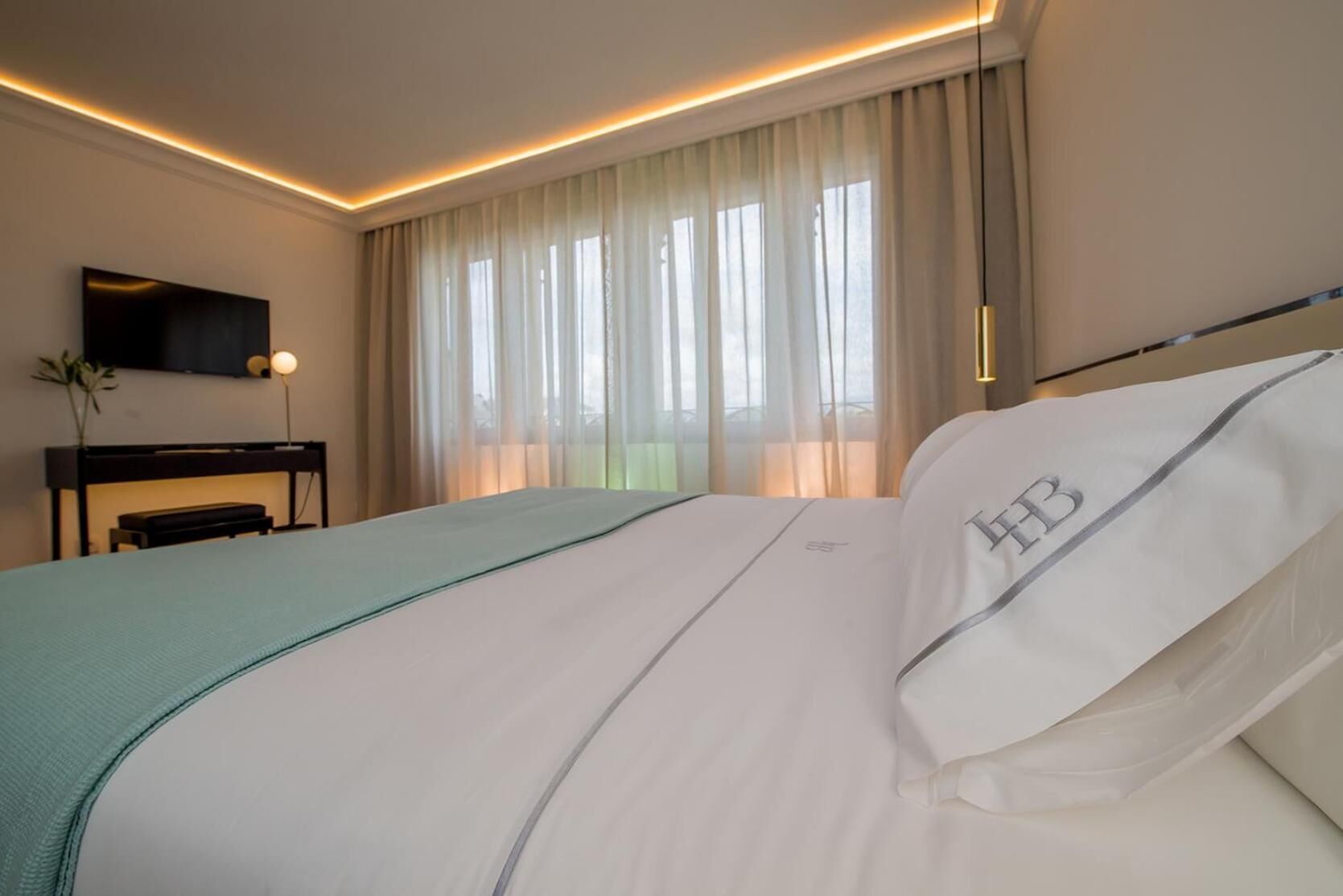 minibar, desk, blackout curtains, soundproofing