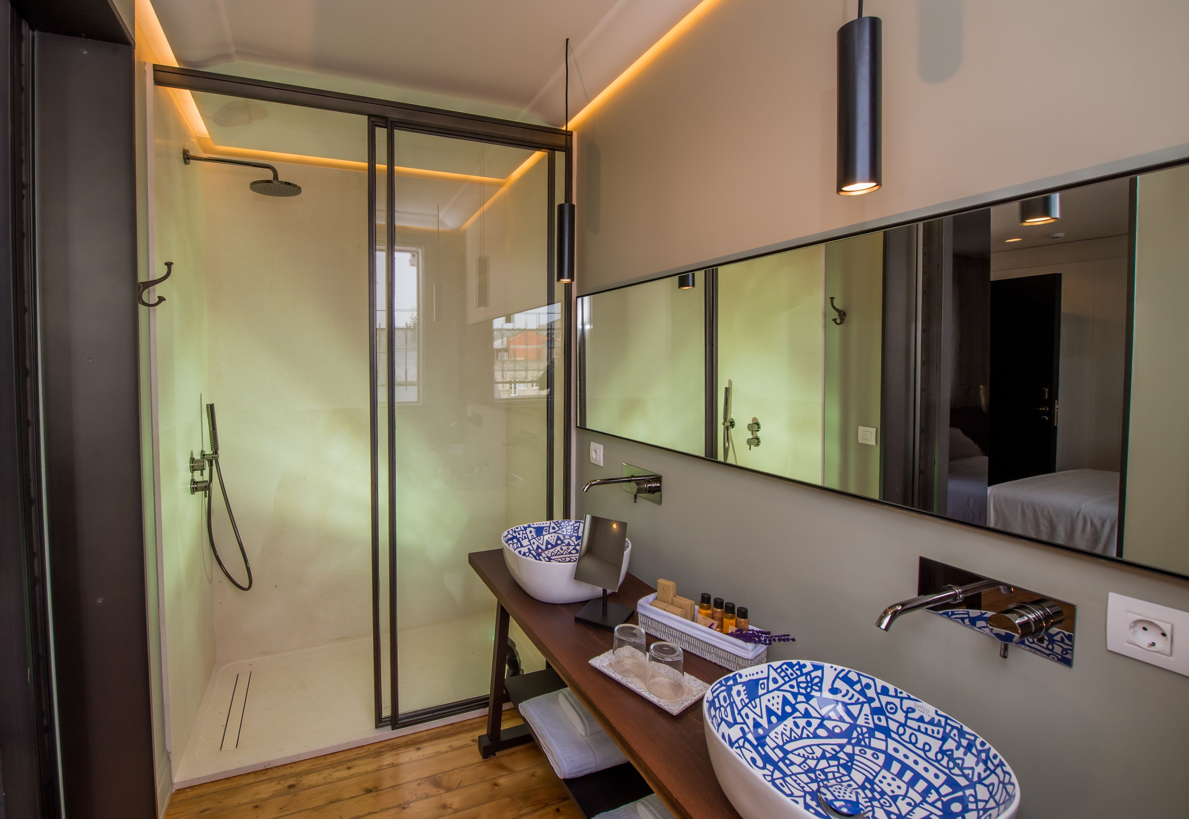 double room, terrace | minibar, desk, blackout curtains, soundproofing