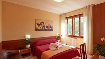 Minibar, in-room safe, desk, free WiFi