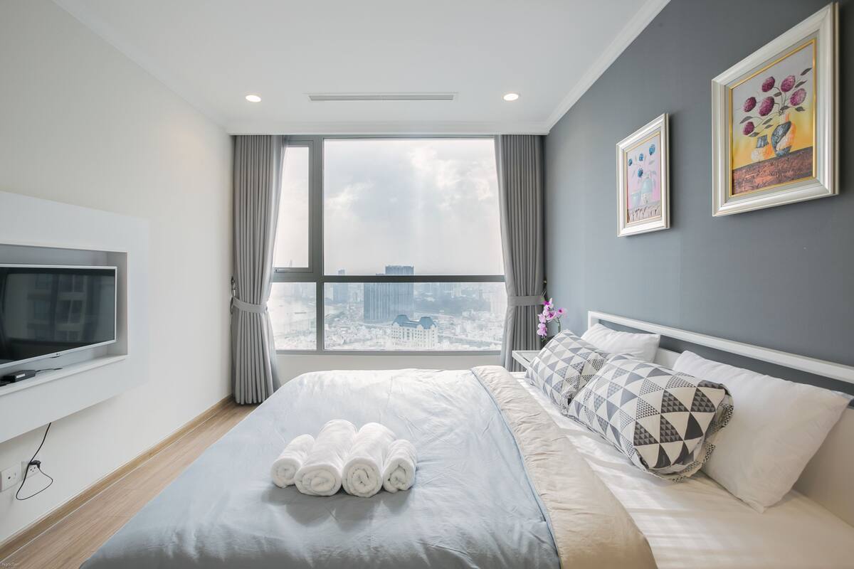 1 bedroom, iron/ironing board, WiFi (free)