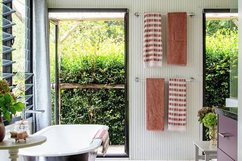 Baita Romantica, 1 camera da letto, vasca da bagno, vista giardino | Bagno | Vasca e doccia separate, vasca da bagno a immersione totale