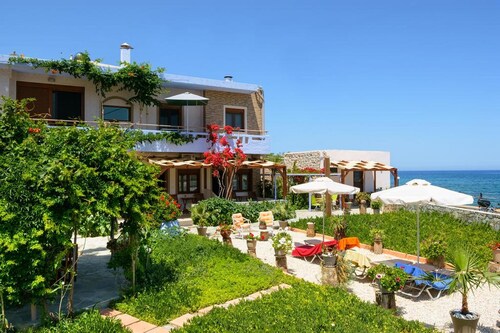 SEAesta Beach Studios