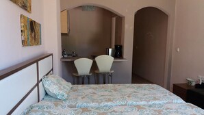 Studio – comfort, sjøutsikt | Sengetøy i egyptisk bomull, blendingsgardiner og lydisolert