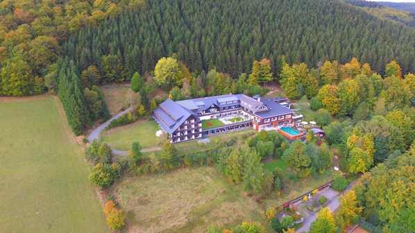 Aerial view - Hotel Waldhaus Ohlenbach (Schmallenberg)