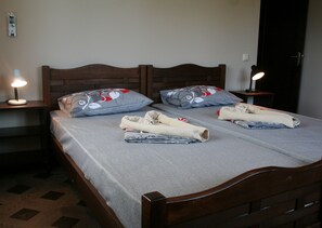 Desk, free cots/infant beds, free WiFi - SV Hotel Batumi (Batumi)