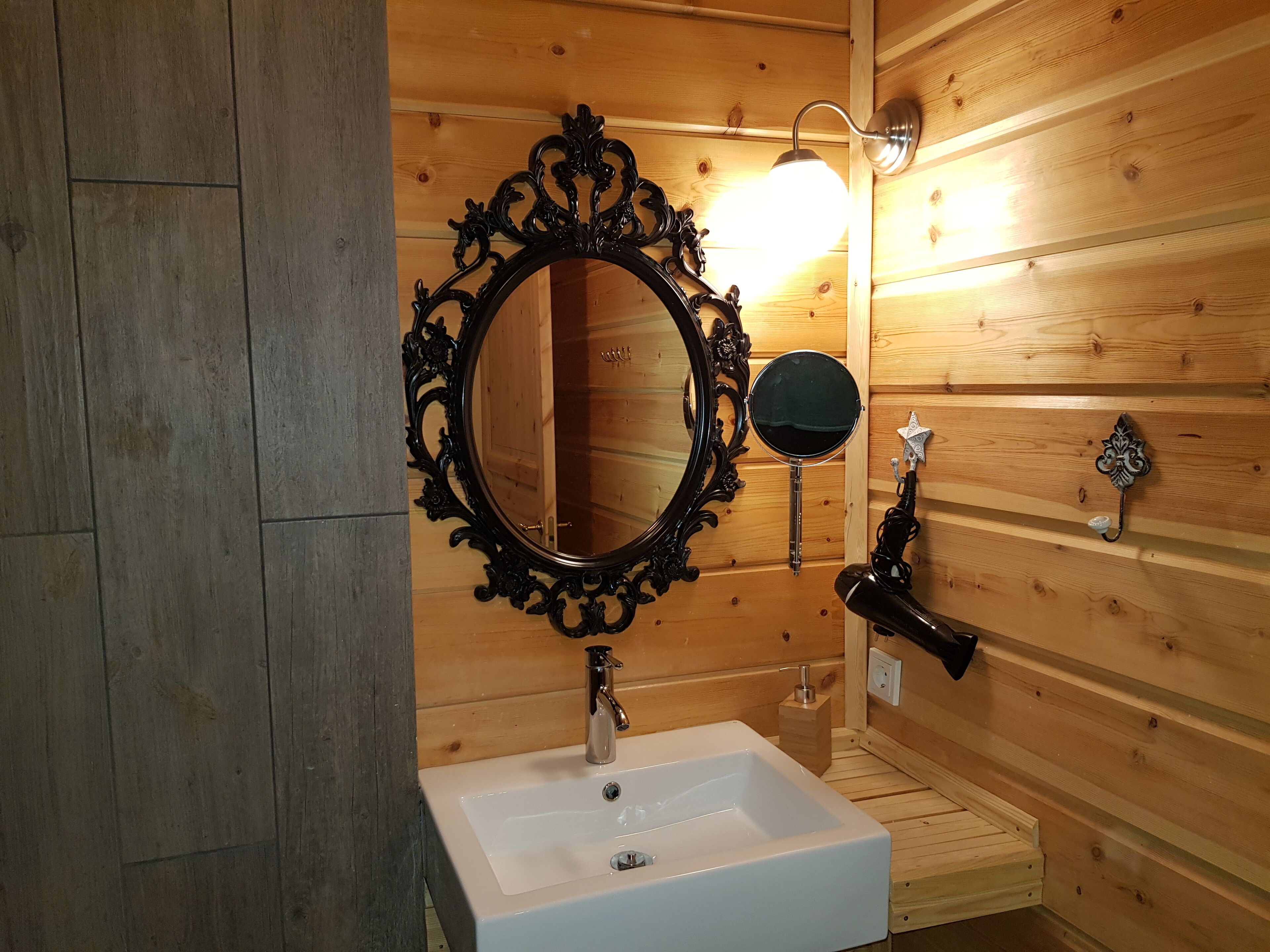 family quadruple room, private bathroom | bathroom | shower, free toiletries, hair dryer, towels