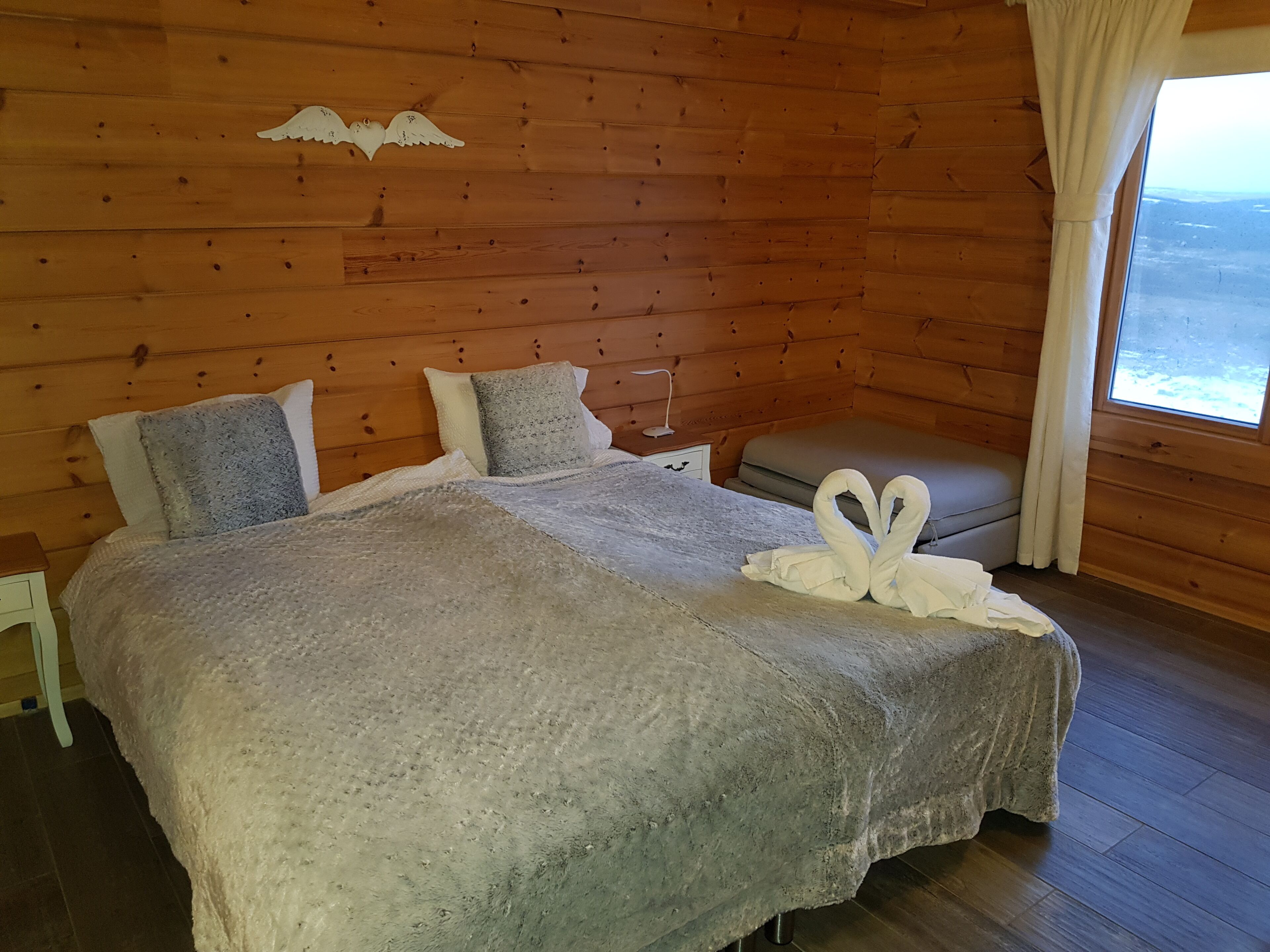 triple room, private bathroom | 1 bedroom, desk, blackout curtains, iron/ironing board