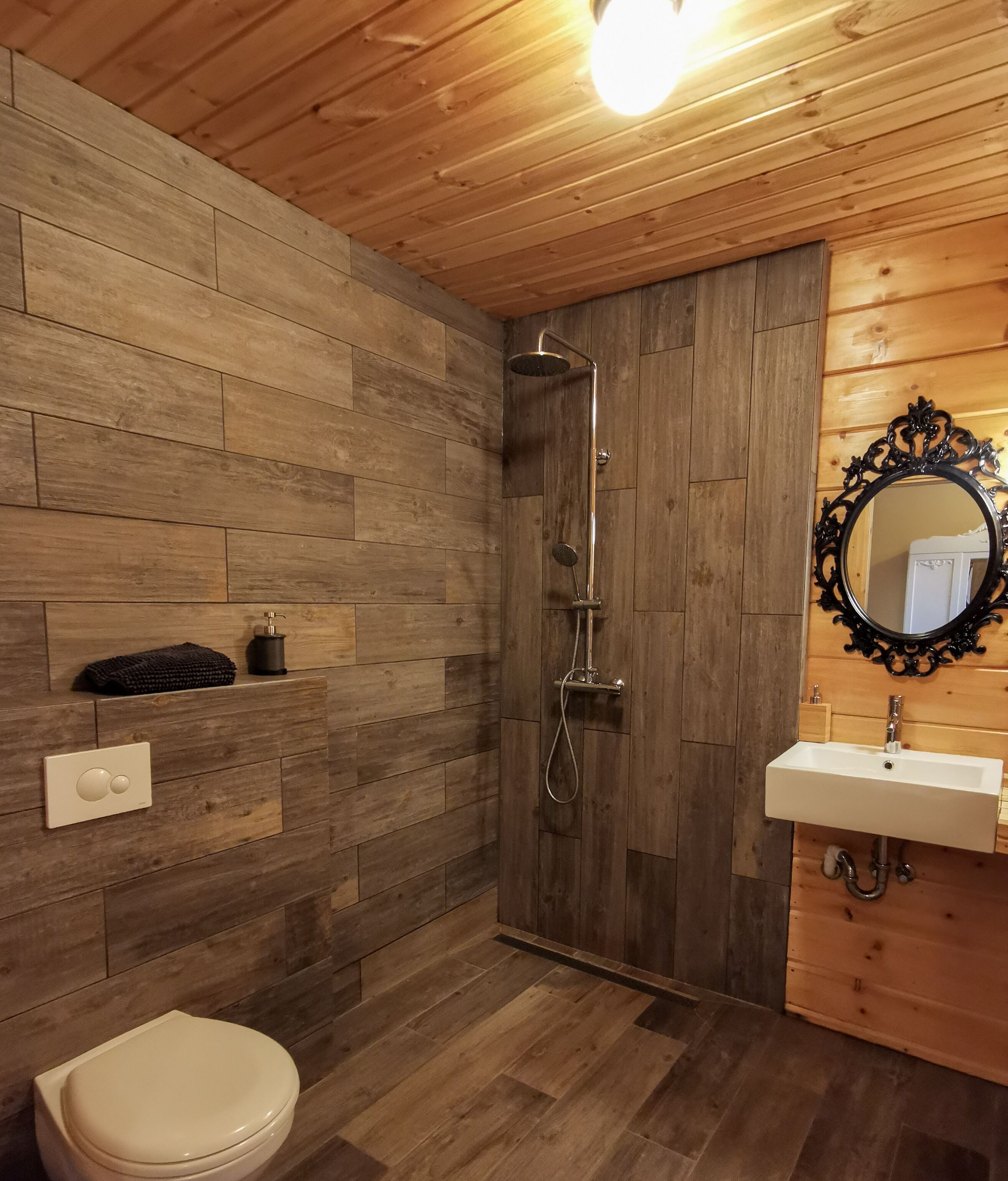 family quadruple room, private bathroom | bathroom | shower, free toiletries, hair dryer, towels