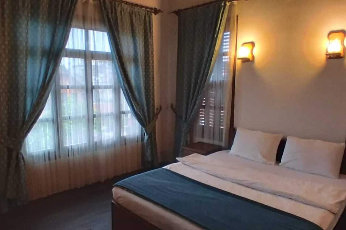 standard double or twin room | minibar, free rollaway beds, free wifi, bed sheets