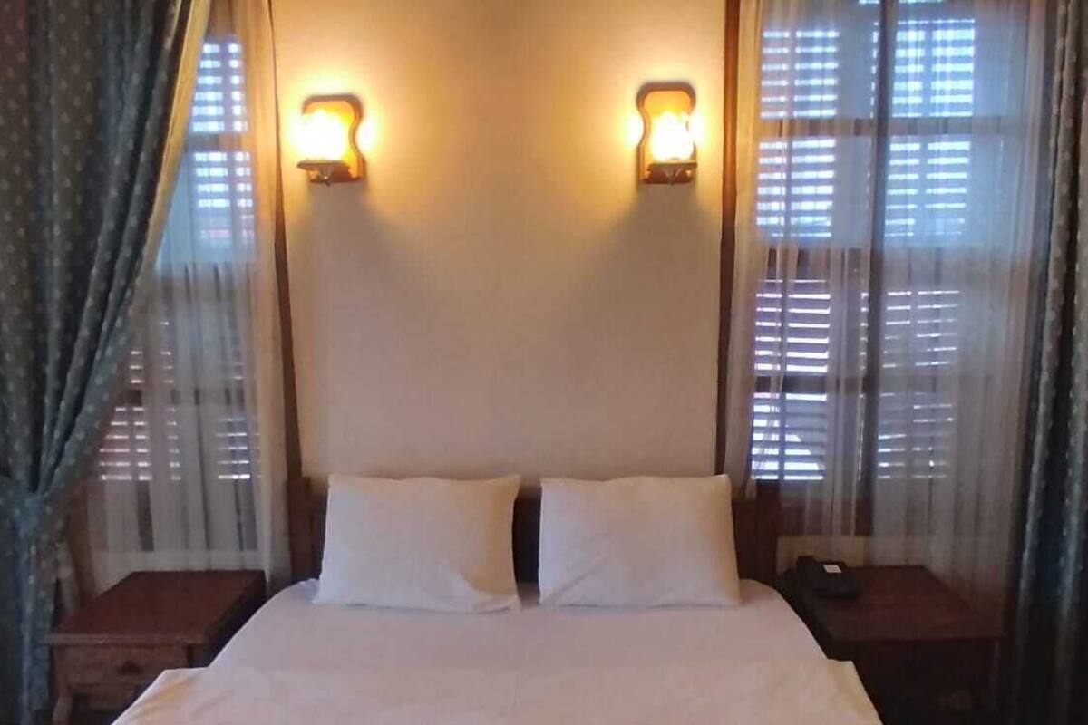 standard double or twin room | minibar, free rollaway beds, free wifi, bed sheets