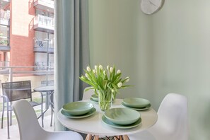 Apartment, 1 Bedroom, Balcony (with parking - 3) | In-room dining - Apartinfo Aura Island Apartments (Gdansk)