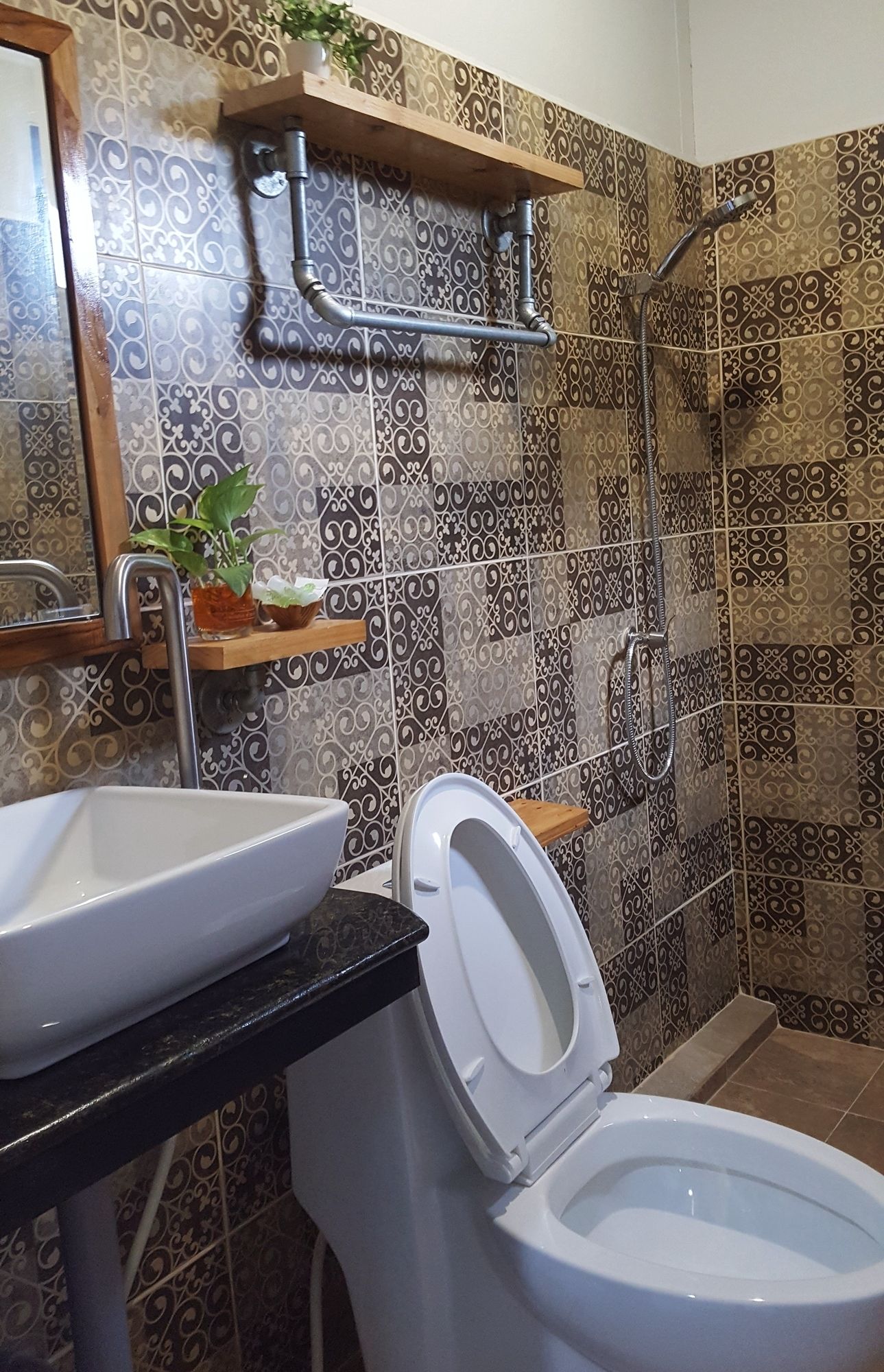 house, 1 bedroom, kitchenette | bathroom | shower, free toiletries, towels