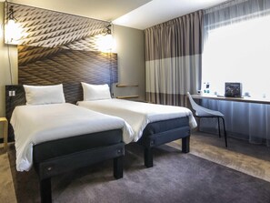 Twin Room, 2 Twin Beds | Desk, laptop workspace, iron/ironing board, free WiFi - ibis Poznan Centrum (Poznan)