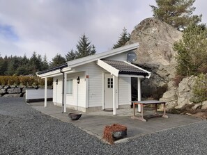 Standard Cabin, Shared Bathroom | Terrace/patio