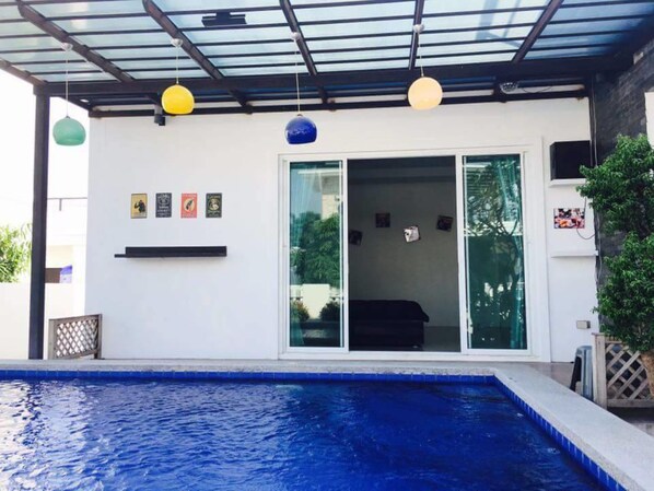 2-Bedroom Villa with Private Pool | Terrace/patio