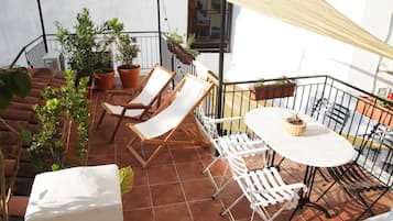 Superior Apartment (Since 1892, #12 #13 #14) | Teras/patio