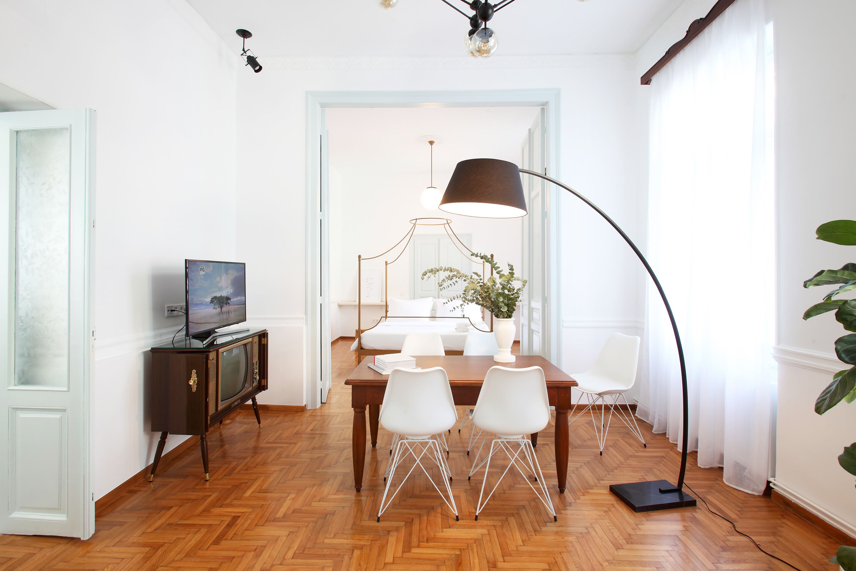 Foto - Live in Athens, THISEIO Historic House