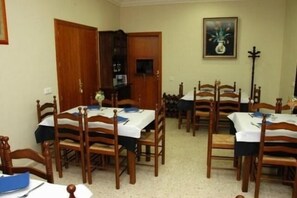 Restaurant - Hostal Don Juan (El Coronil)