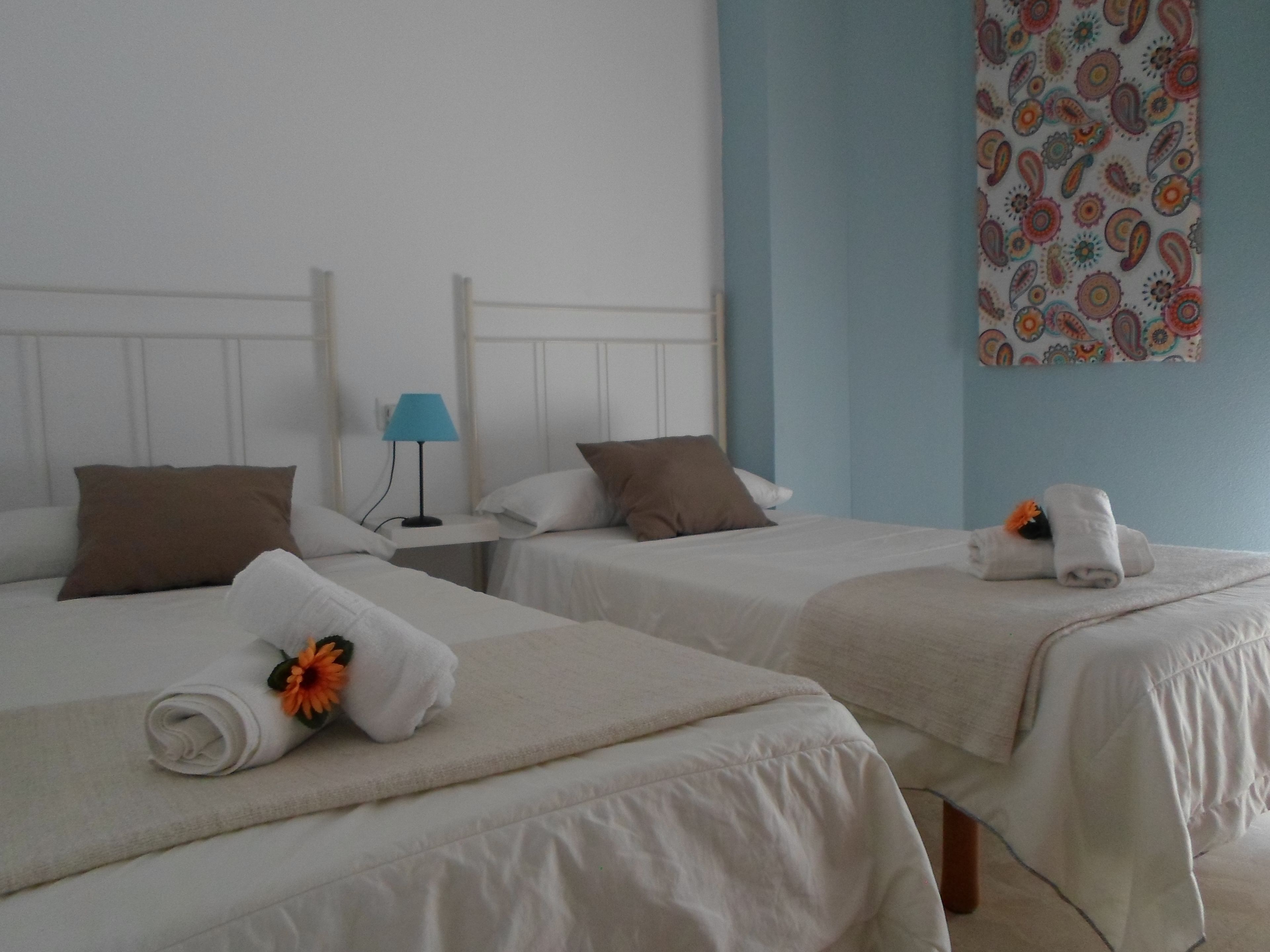 In-room safe, desk, free WiFi