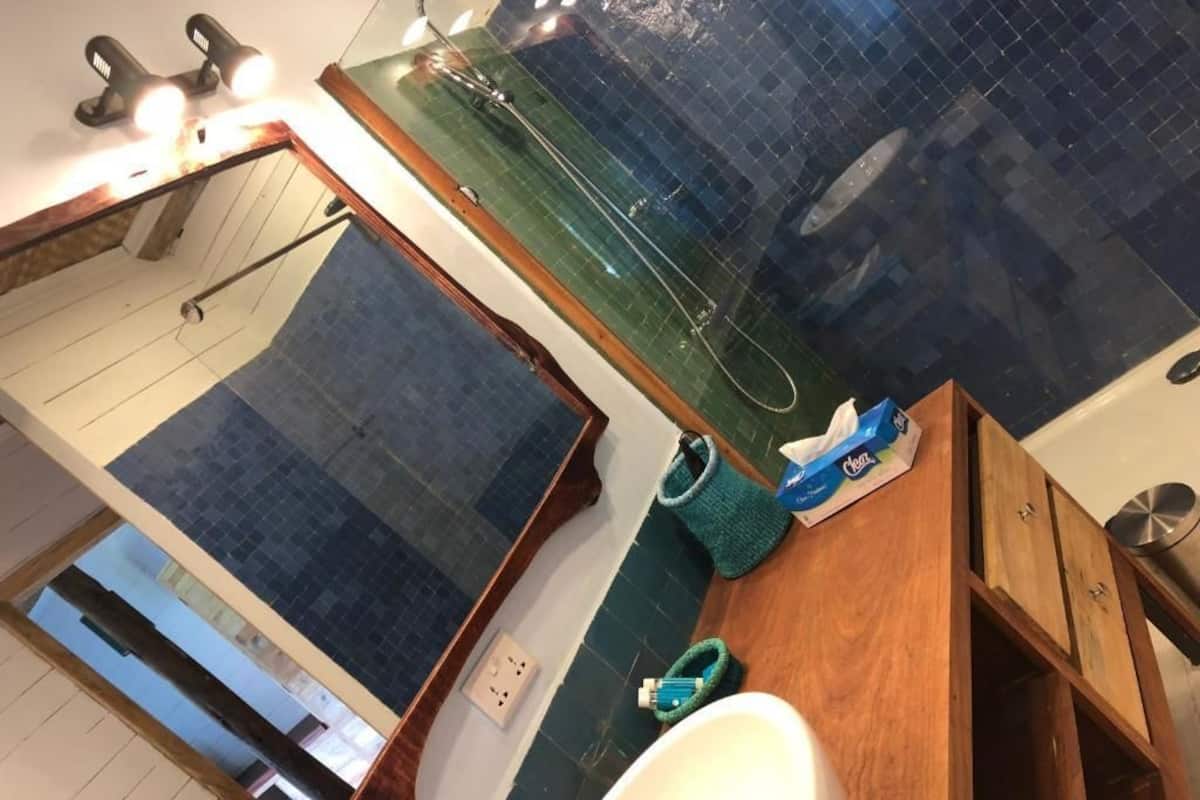 Free toiletries, hair dryer, bathrobes, slippers
