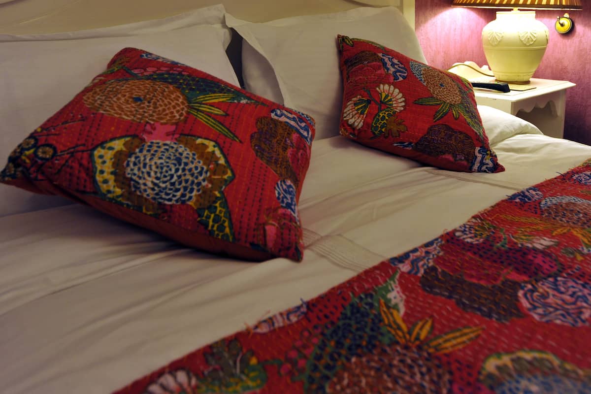 Egyptian cotton sheets, premium bedding, individually decorated