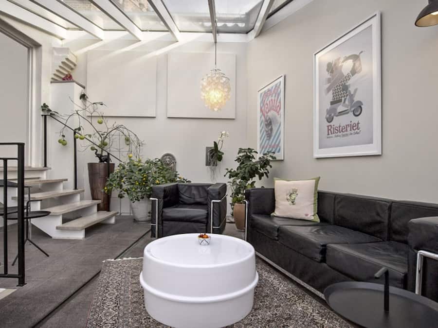 ロビー応接スペース