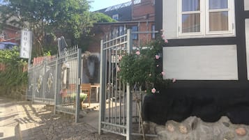 Entrada de la propiedad