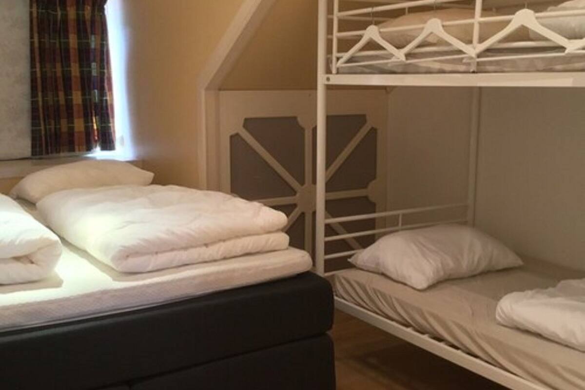 apartment, 2 bedrooms | iron/ironing board, free wifi