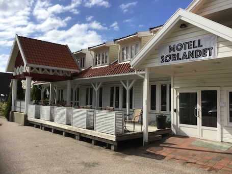 Terrace/patio. Motell Sørlandet