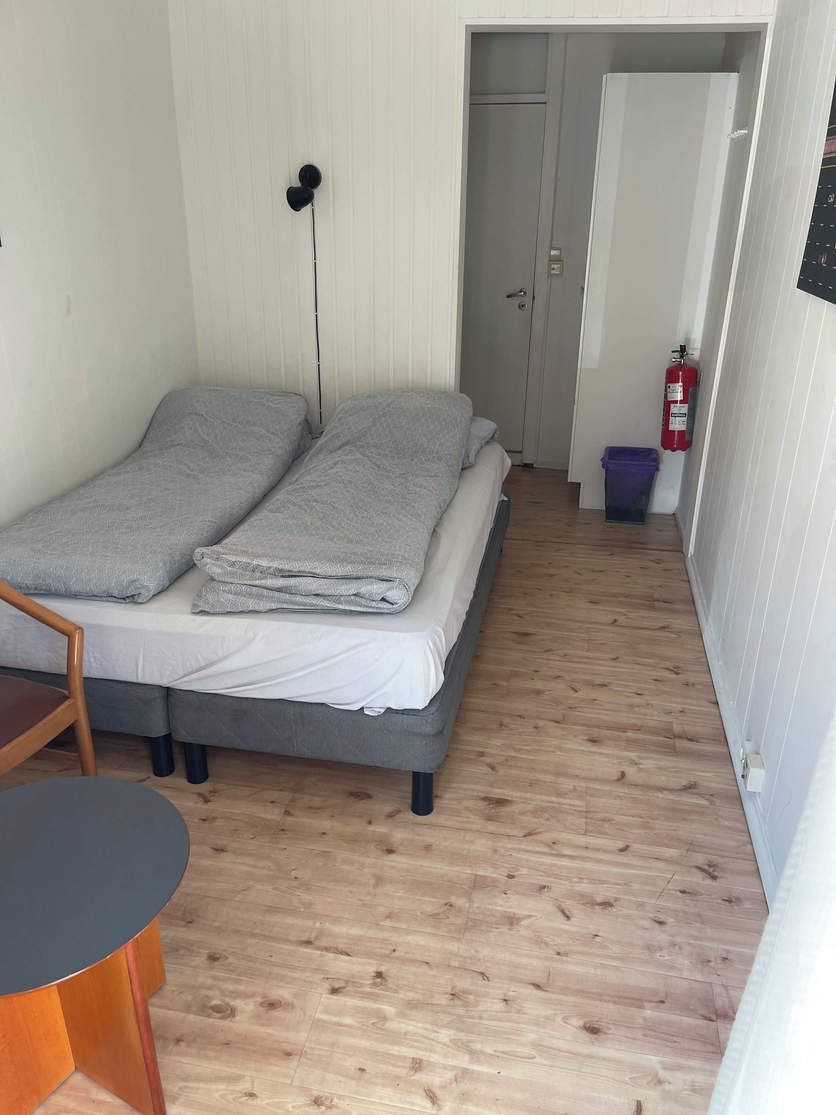Family Room | Iron/ironing board, free WiFi