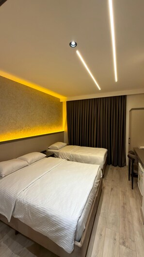 Minibar, in-room safe, soundproofing, free WiFi - Dostlar Hotel (Mersin)
