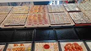 매일 뷔페 무료 아침 식사 포함
