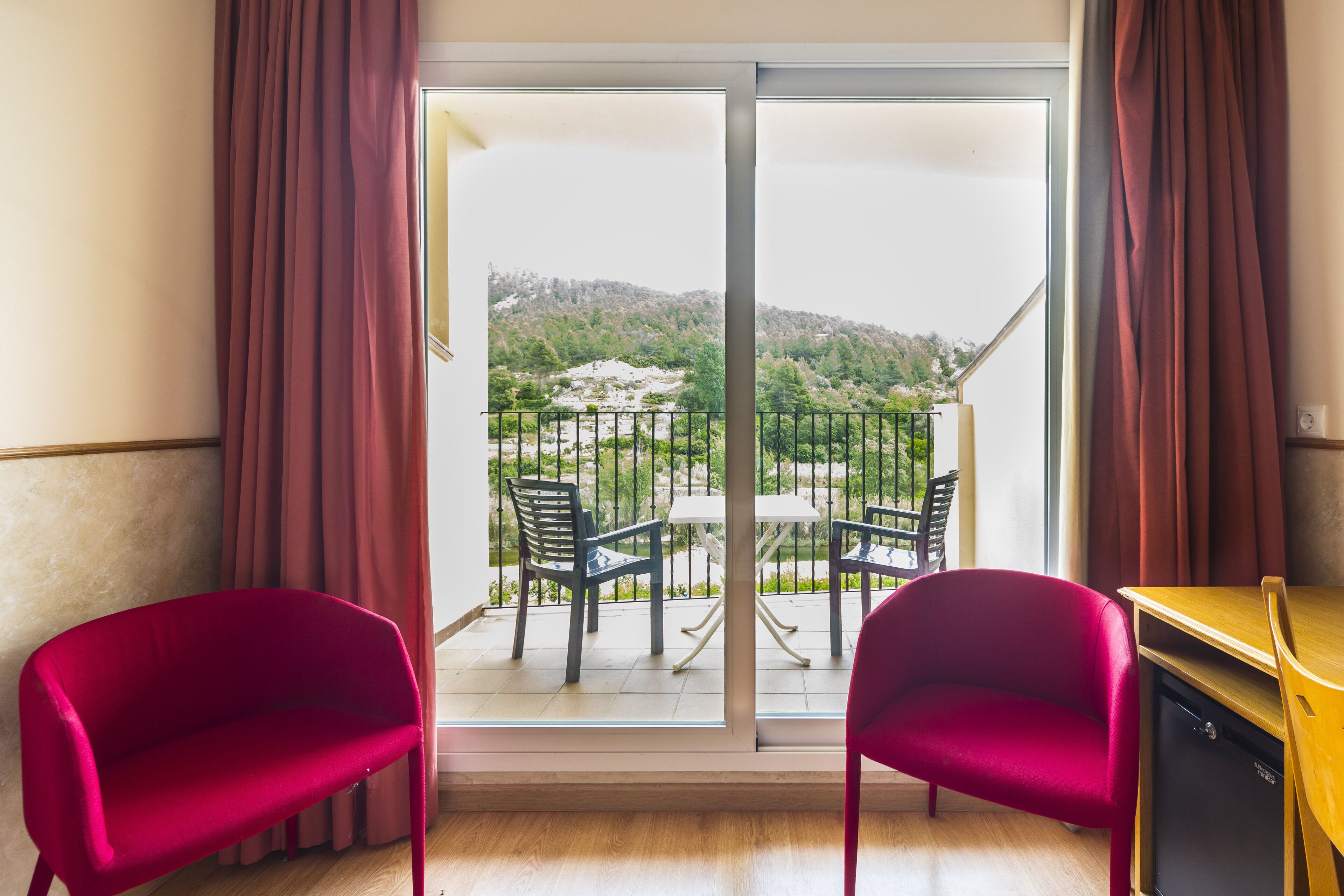 premium double room, balcony, river view | minibar, desk, blackout curtains, soundproofing