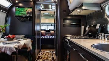 Double Room (Airstream) | Free WiFi, bed sheets