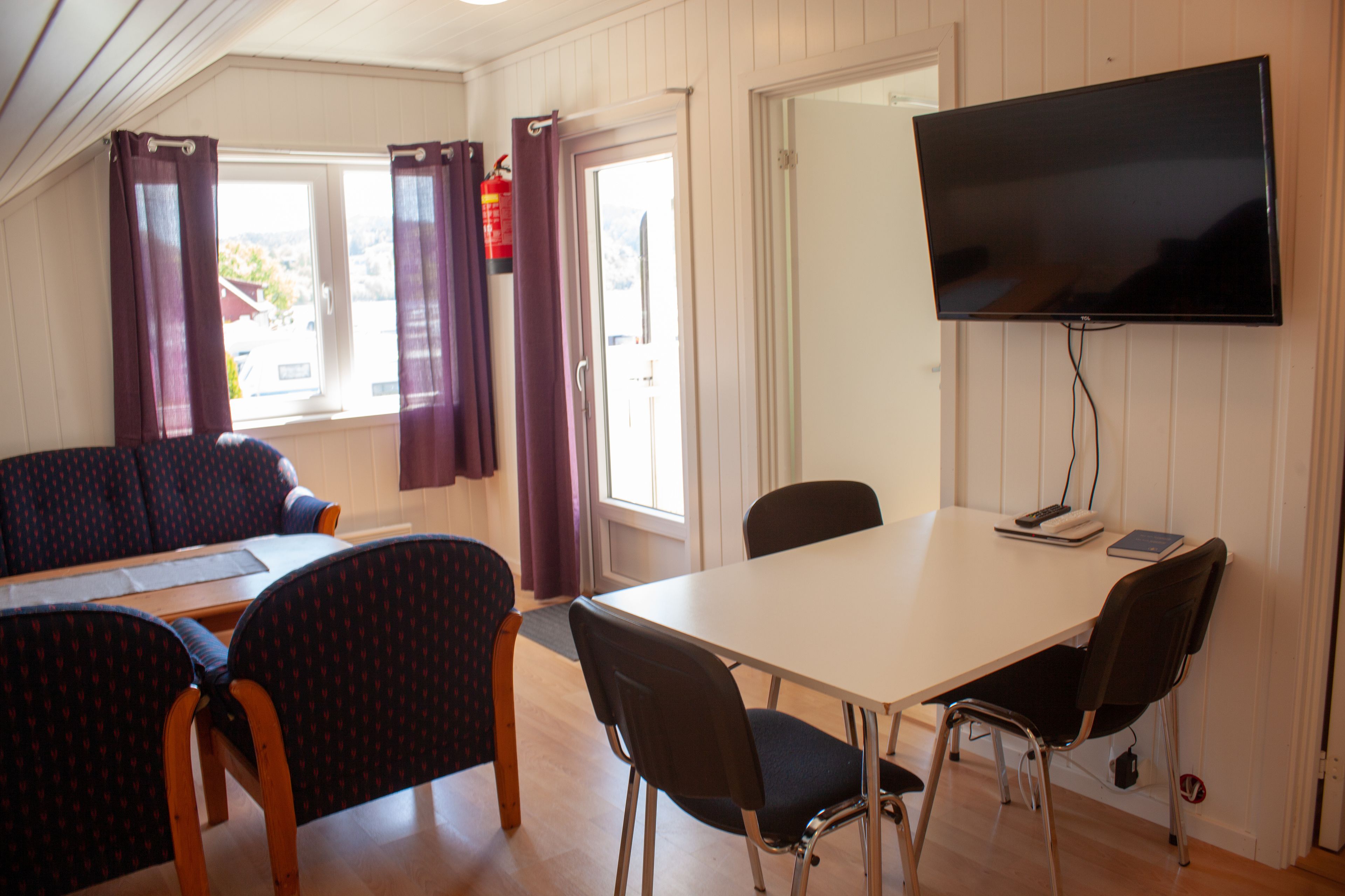 Leilighet, 2 soverom, havutsikt (Apartment 22 C) | Oppholdsrom