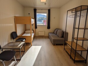 Free cribs/infant beds, free WiFi - Solstrand Camping (Lindesnes)