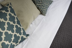 Basic-Apartment, 3 Schlafzimmer | 3 Schlafzimmer, Schreibtisch, Bügeleisen/Bügelbrett, kostenloses WLAN