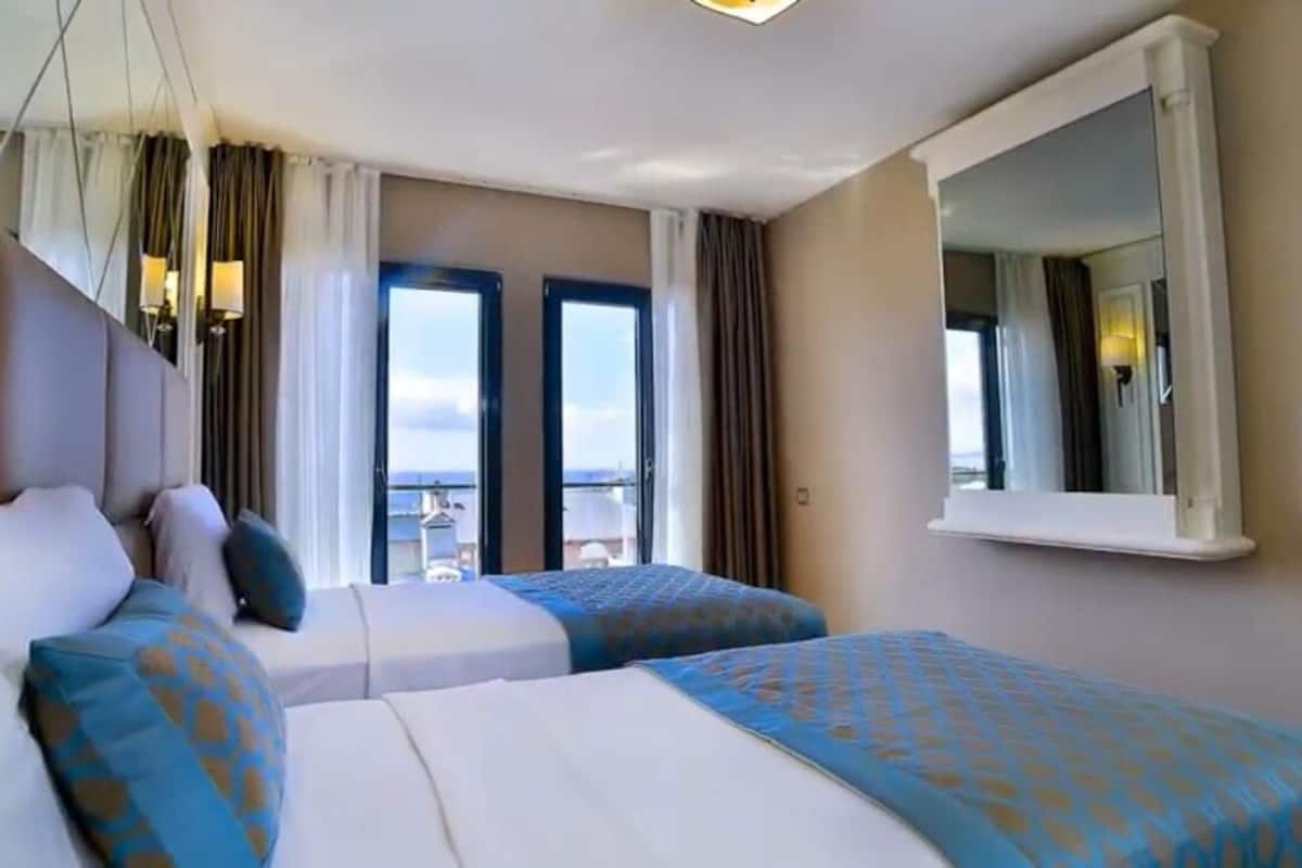 Deluxe Double or Twin Room | View from room