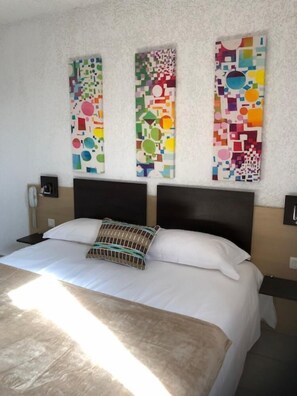 雙人房 | 房內夾萬、獨特設計、獨特裝修、隔音