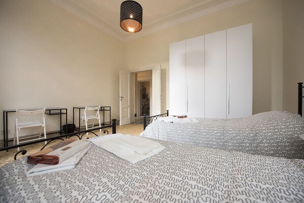 Basic-Apartment, 4 Schlafzimmer