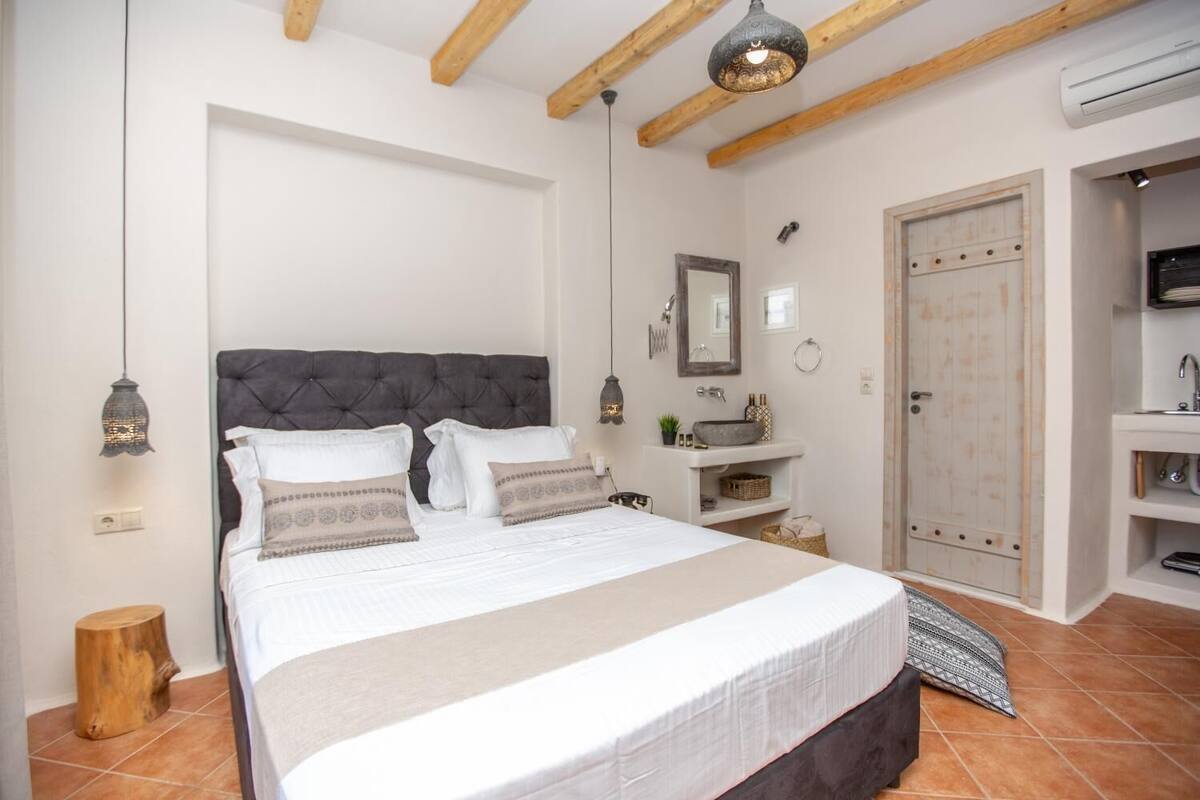 Deluxe Double Room, Pool View | Hypo-allergenic bedding available, blackout drapes, soundproofing