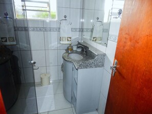 บ้านพักสำหรับครอบครัว, 3 ห้องนอน | ห้องน้ำ | ฝักบัว, ผ้าเช็ดตัว